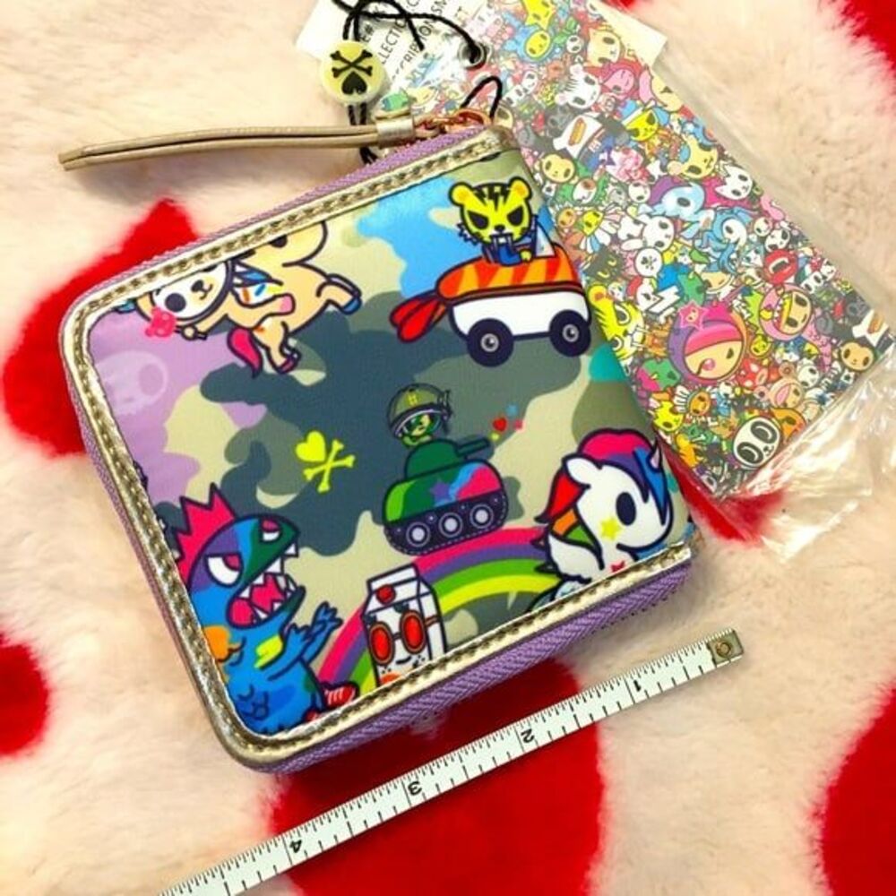 Tokidoki RARE Small Wallet Green Camo Print Unicorns Donuts Milk Zip NEW